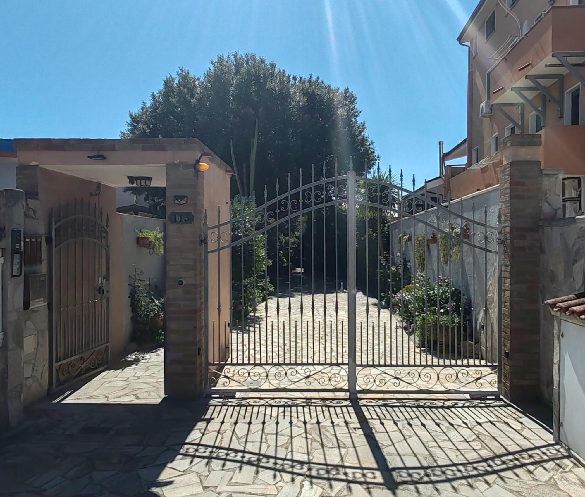 Casa Gio Daire Assemini Dış mekan fotoğraf